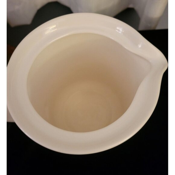 Pfaltzgraff White Nuance Collection 7" tall Coffee Pot 48 oz. Discontinued Piece - Picture 4 of 6